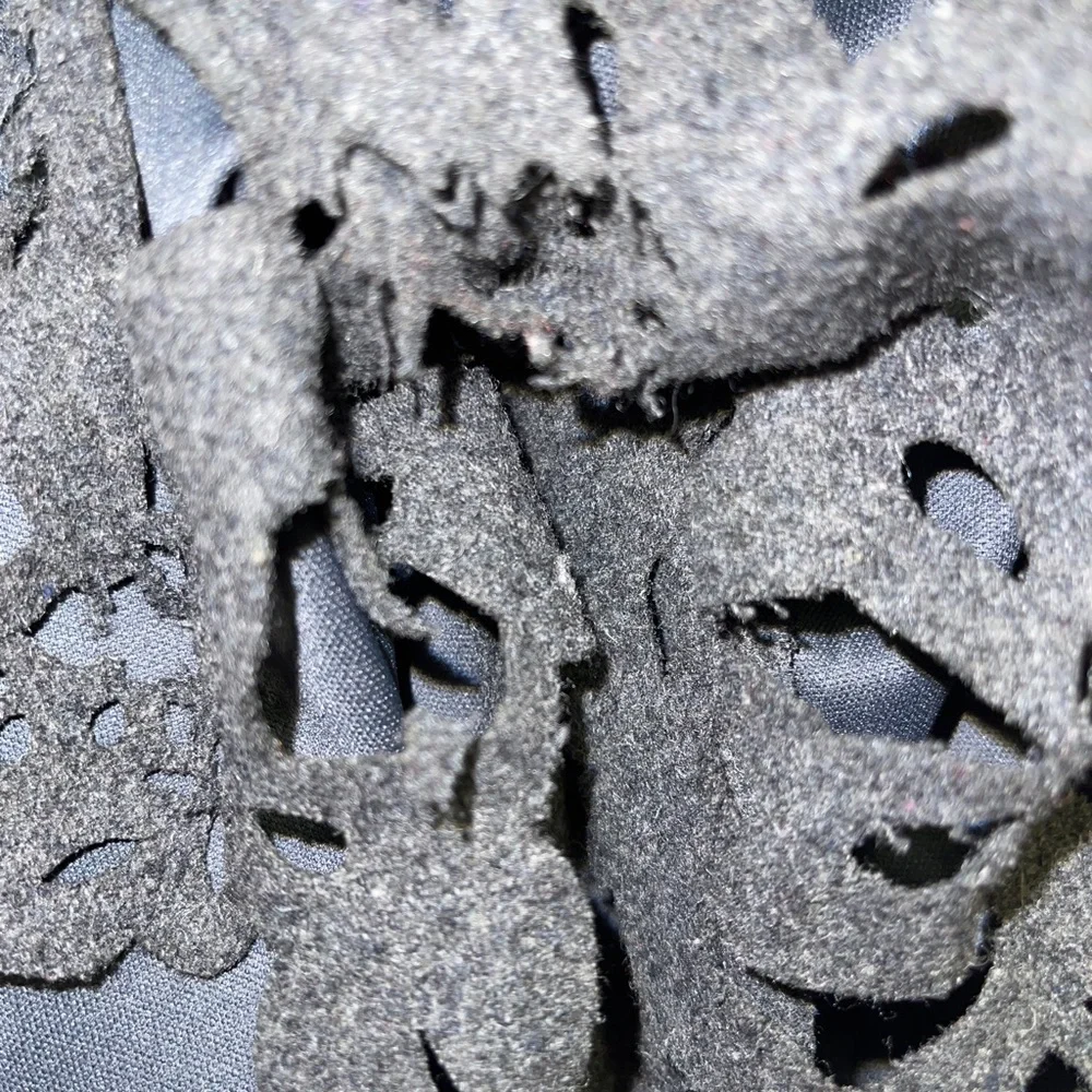 Anthropologie Knitted & Knotted Grey‎ Felt Lace Overlay Crewneck Top